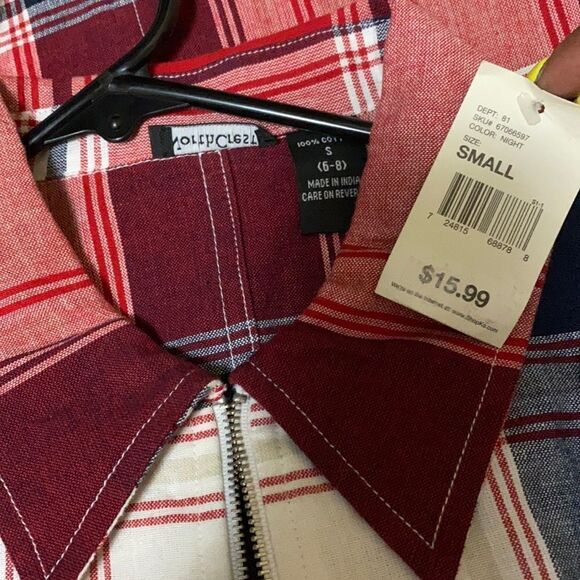 WOMENS NORTHCREST PLAID ZIP SLEEVELESS SHIRT - Picture 2 of 2